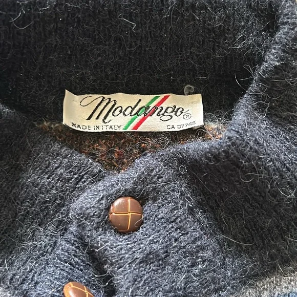 Cute Modango sweater - Picture 2 of 5